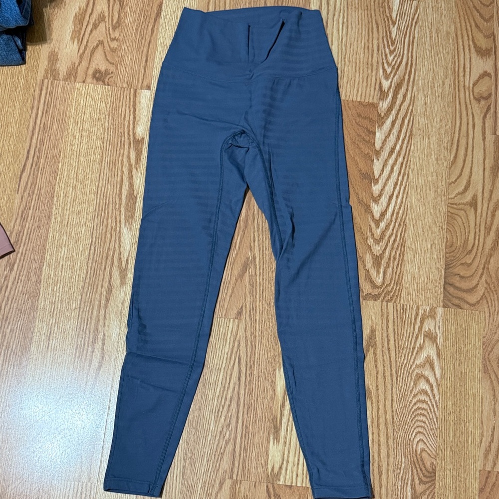 No front seam leggings